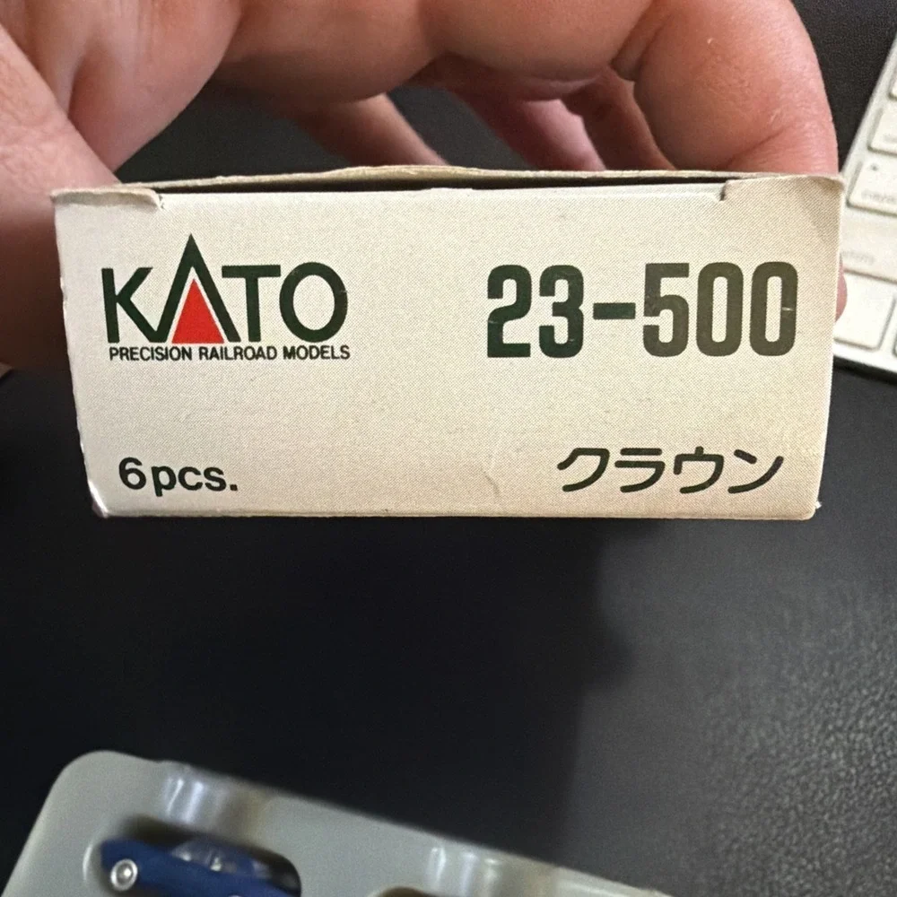N Scale Kato 23-500 Set of 6 Toyota Auto Cars C42991